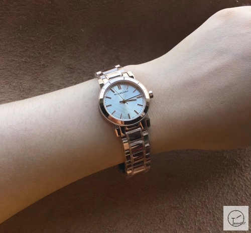 Burberry Silver Dial Dial Stainless Steel Bracelet Watch 383mm BU9038 Womens Wristwatches BU153368390