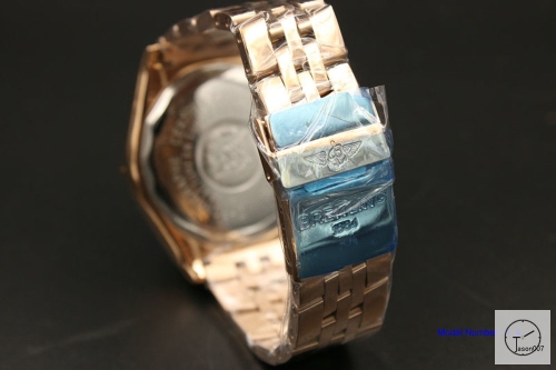 BREITLING Chronomat Silver Dial Everose Gold Quartz Chronograph Stainless Steel Strap Men's Watch BBWR222197543980