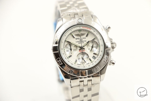 BREITLING Chronomat B01 Silver Dial Stainless Steel Case Quartz Chronograph Stainless Steel Rubber Strap Women's Watch BBWR284829543980