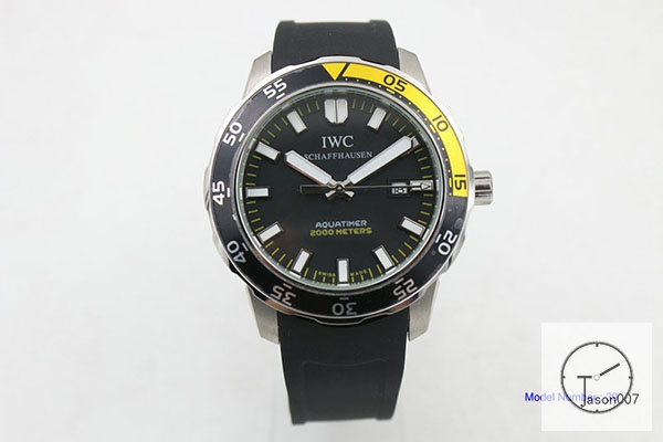 IWC Aquatimer Automatic Rubber Starp Black dial Movement IC22120480