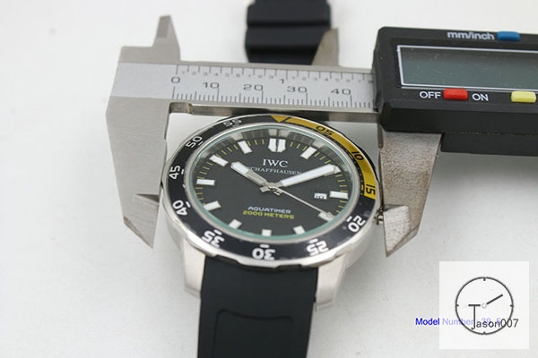 IWC Aquatimer Automatic Rubber Starp Black dial Movement IC22120480