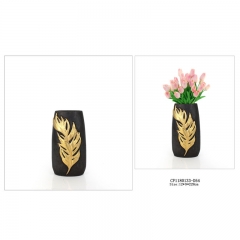 Resin no-waterproof vase with gold leaf