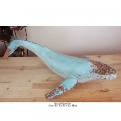 Resin wooden humpbacks culpture