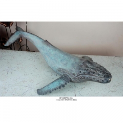 Resin wooden humpbacks culpture