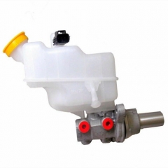 Brake Master Cylinder For Ford Transit 1573041 1756265 1383529 1433956 6C112K478BD 6C112K478BE