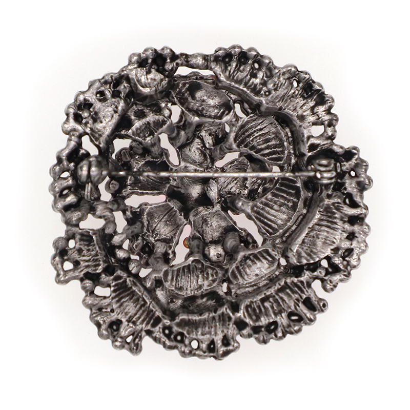 Brooch