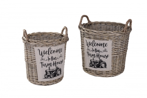 Set of 2 wicker baskets