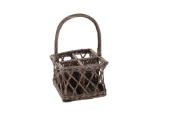 Wicker wine basket