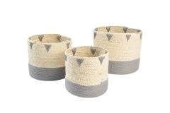 Maize leaf and paper storage baskets