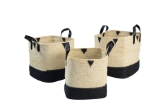 Maize leaf and paper storage baskets