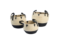 Maize leaf and paper storage baskets