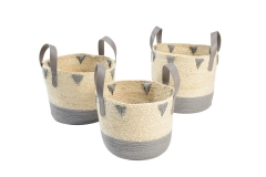 Maize leaf and paper storage baskets