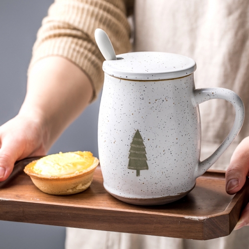 Mugliving Christmas tree pattern mug, ceramic mug with golden rim,mug with lid and spoon, four color option