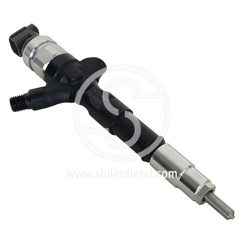 Diesel Fuel Injector 23670-30280 095000-7781 23670-39310 for Toyota Land Cruiser/Hilux