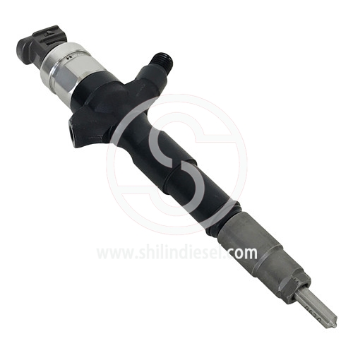 Diesel Fuel Injector 23670-0L050 23670-0L020 095000-8290 for Toyota Hilux/Land Cruiser