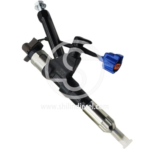 Injecteur de carburant diesel Hino 095000-5215 23670-E0351 pour moteur P11C