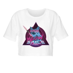白色短T恤拿武器的猫meow space triangle