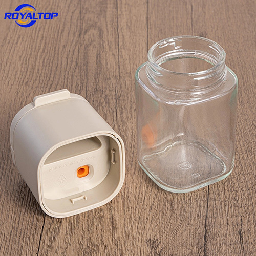 Square Salt Shaker with Plastic Lid
