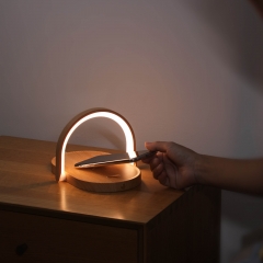 wireless charger led bedside lamp with adjustable holder