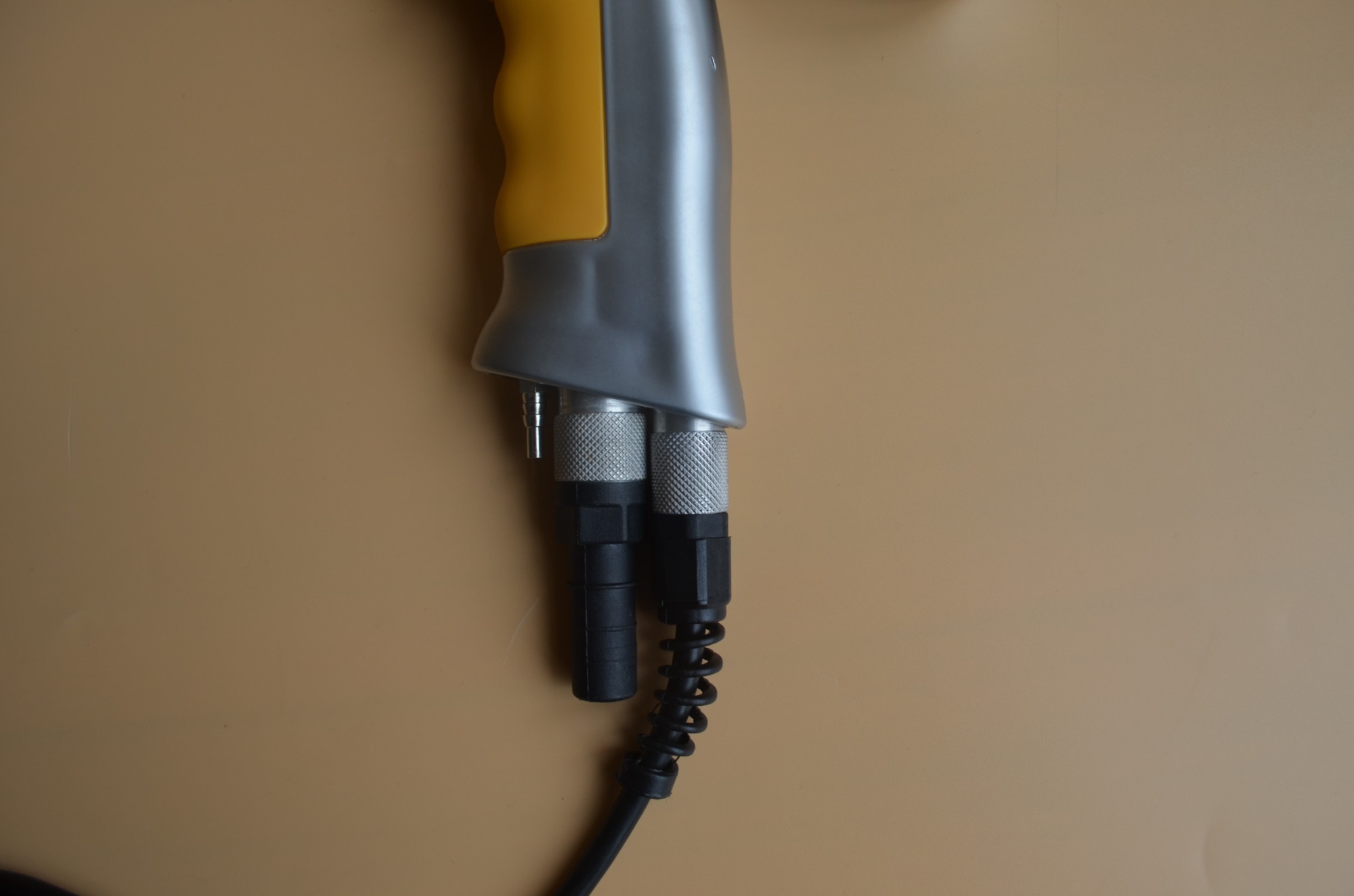Hose connector for optiselect powder spray gun
