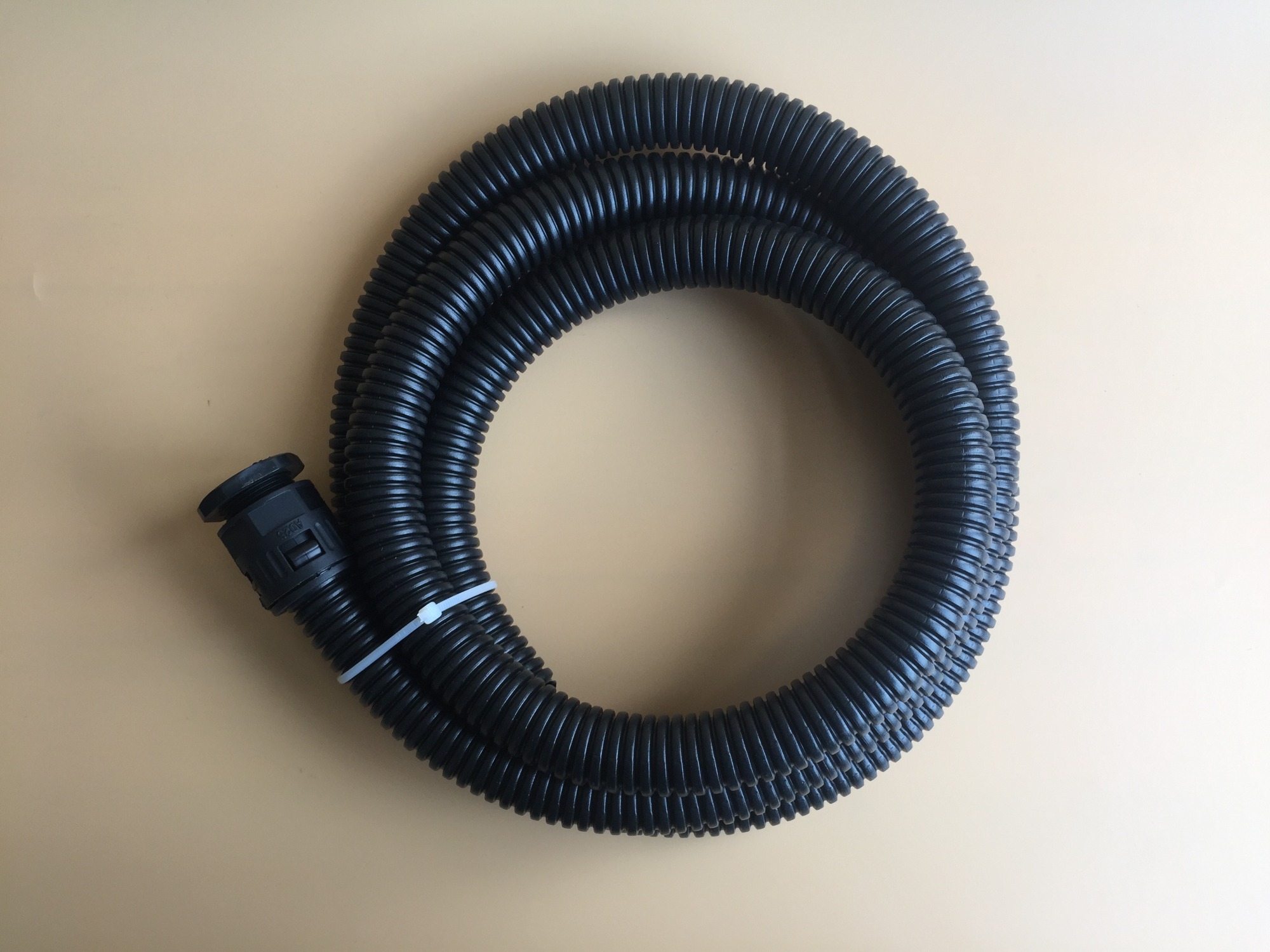 Over flowing Corrugated hose