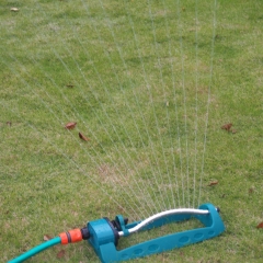 15 holes garden water oscillate sprinkler