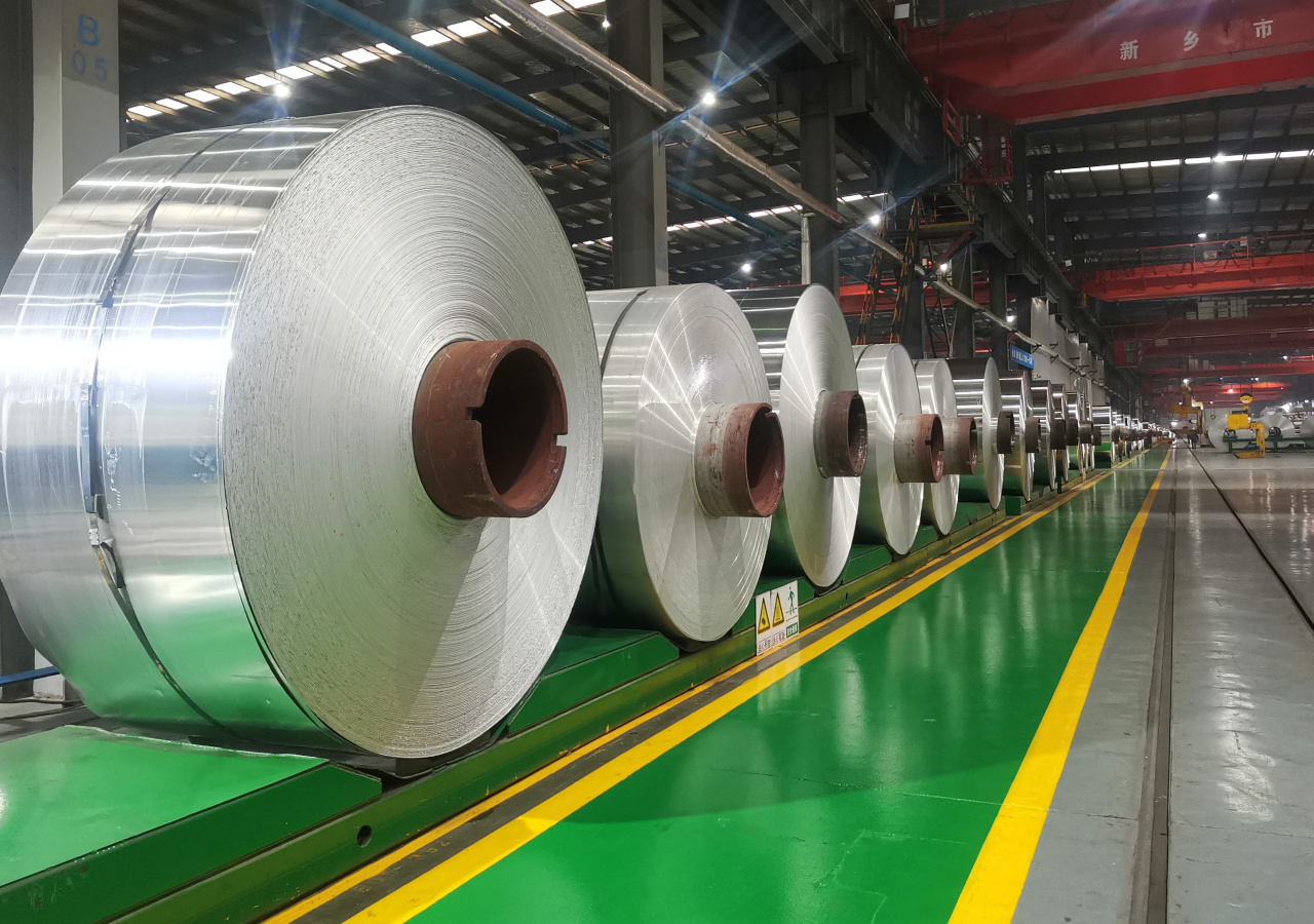 Good news! Longding Aluminum Industry's monthly foreign trade export orders have exceeded 10,000 tons for the first time.