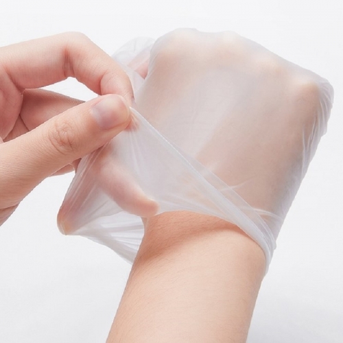 Disposable PVC gloves