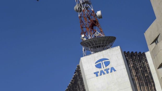 Tata Group Chases E-Commerce Deals to Bolster Retail