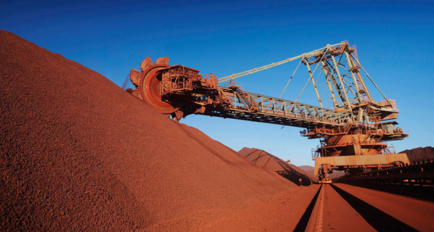 Iron ore price dip hits major miners