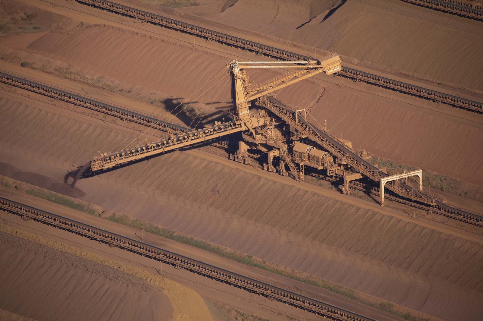 Iron ore’s freefall hits Australian miners as China curbs steel output