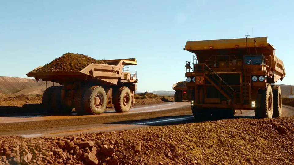 Rio Tinto slashes dividend as profits fall