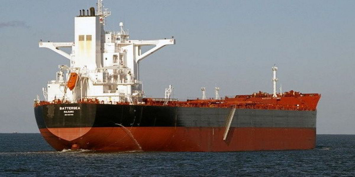 Capesize bulker spot rates slide 4.5% in a day as iron ore and steel prices drop