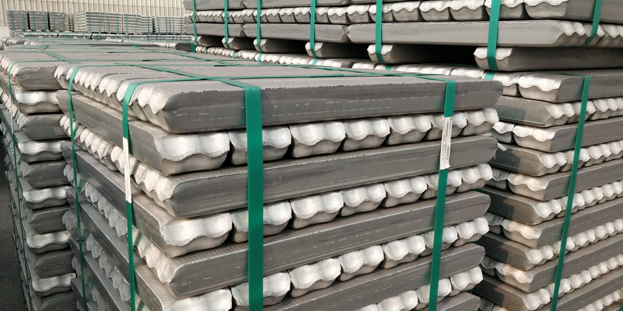 With over 6 Mt of output in October, world primary aluminium 2023 production is on track to grow annually