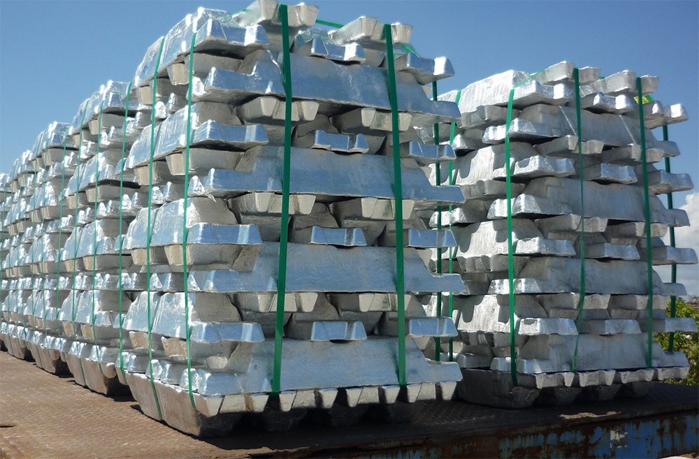 China’s A00 aluminium ingot price drops M-o-M by RMB360/t; Low carbon aluminium price gains RMB52/t