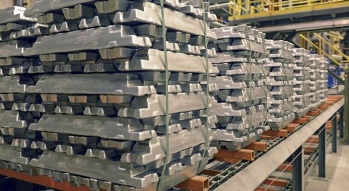 China’s A00 aluminium ingot price opens the week with a drop of RMB70/t; Average alumina spot price loses RMB4/t