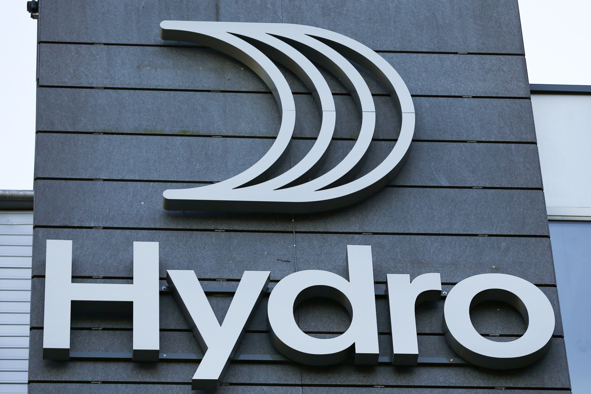 Norsk Hydro loses no hope amid depleted fiscal results in Q1 2024; renewable energy business has its back