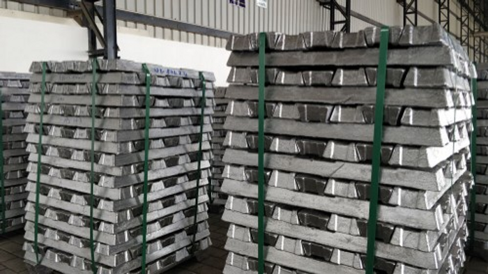 China’s A00 aluminium ingot price stands at a 3-month low, grappling with inventory restocking; Input costs stand steady