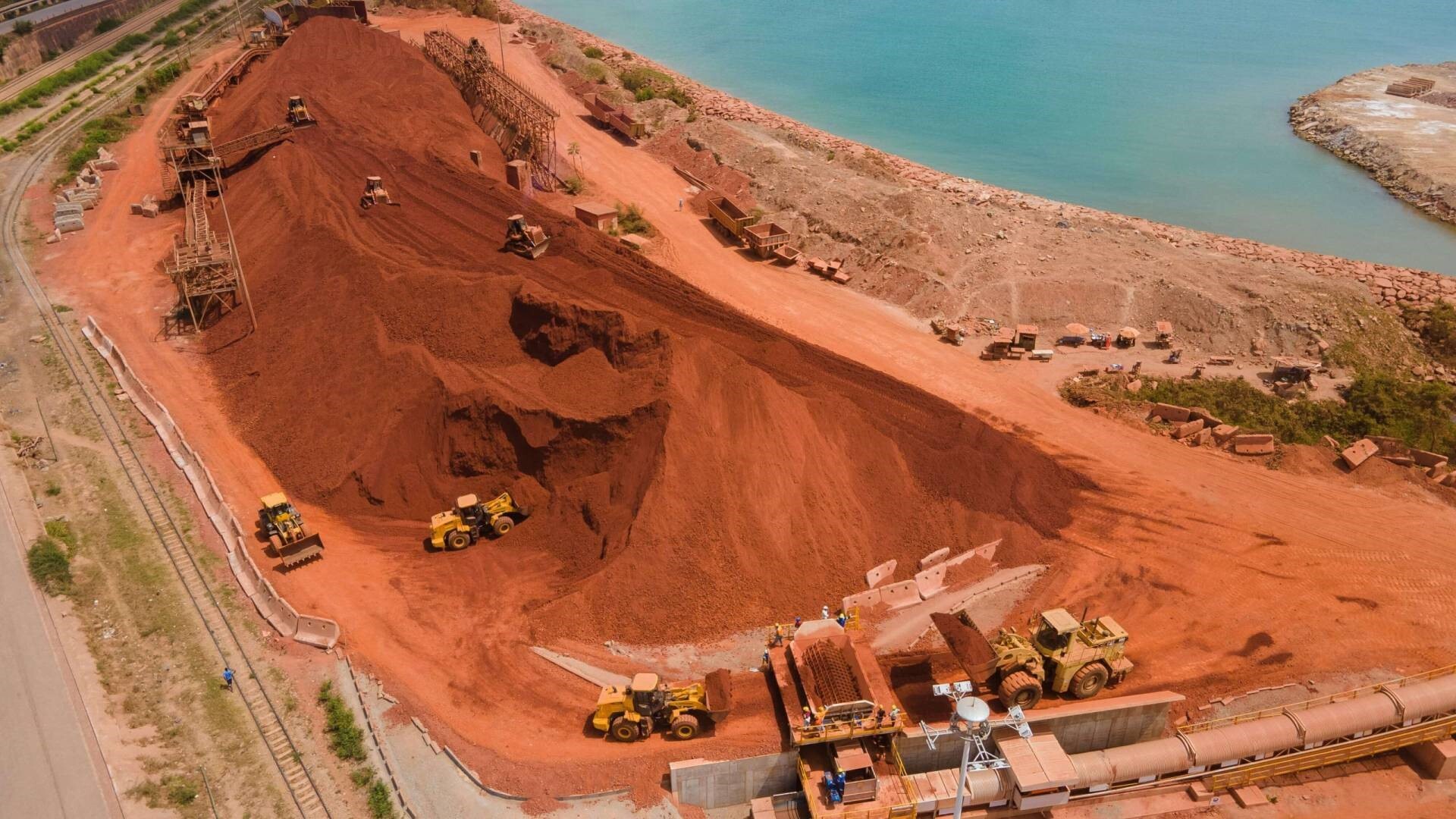 Ghana Bauxite Company receives Parliament’s approval for Awaso mining lease