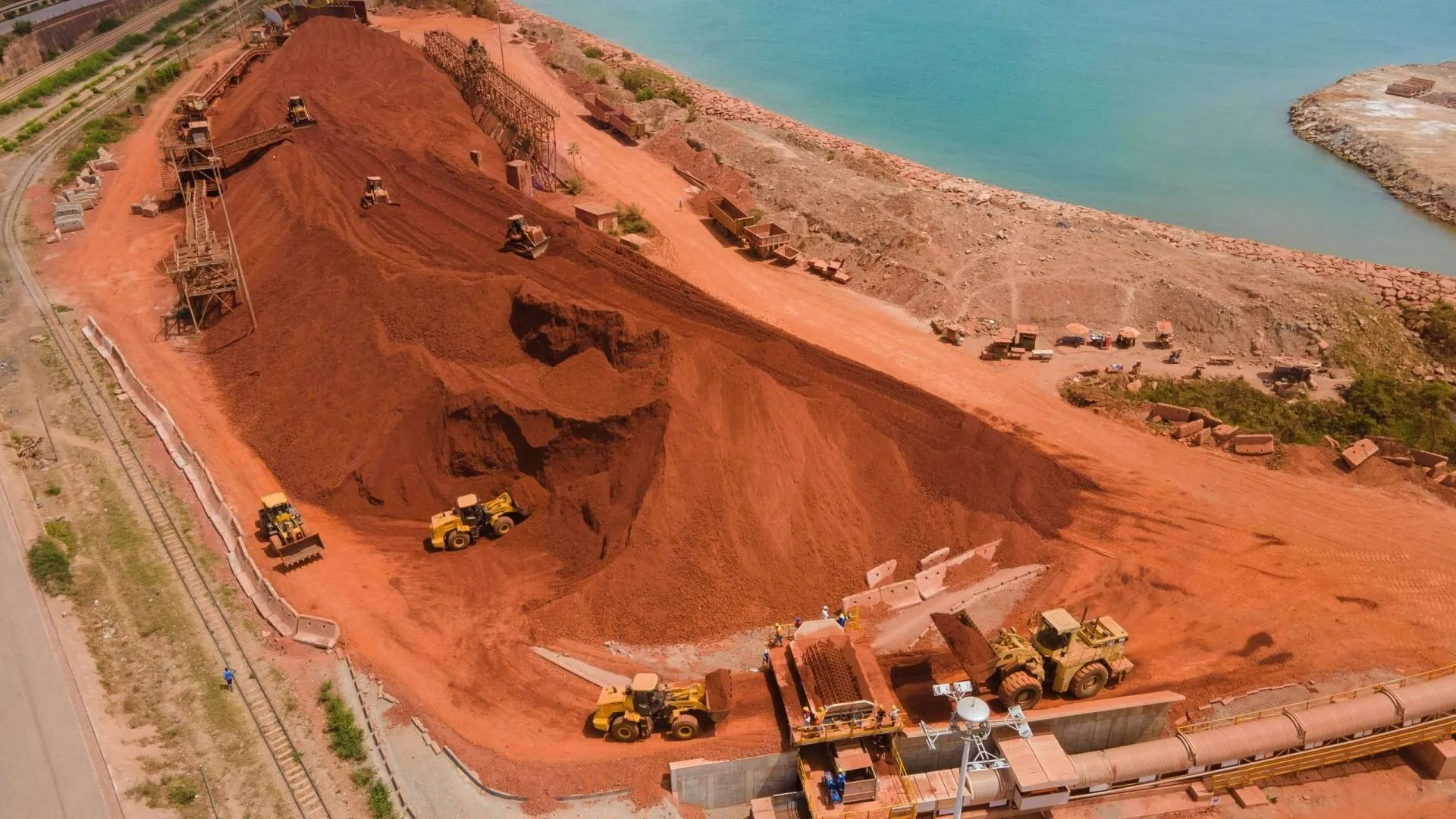 Ghana Bauxite Company receives Parliament’s approval for Awaso mining lease