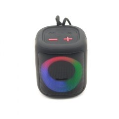 无线扬声器便携式无线户外防水扬声器与LED RGB灯