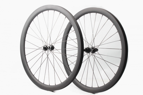 Classic Disc New DT Swiss 350 built 25mm wide tubeless wheel set