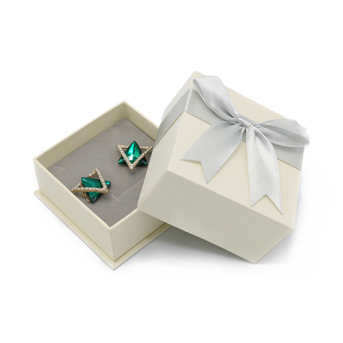 Popular Style Best Seller Earrings Gift Box