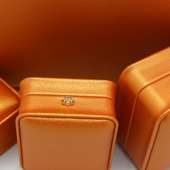 Factory Wholesale Eco Friendly PU Leather Jewelry Storage Box