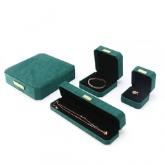 High Quality Blue Velvet Jewelry Packing Box With Metal Tag