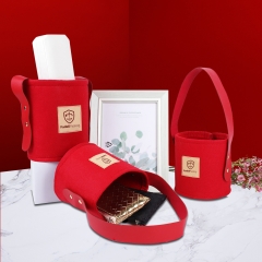 Customized pattern hollowed handles felt Christmas Santa packaging tote bag cartoon children handbag