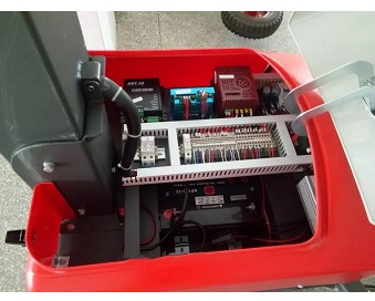 pallet wrapping robot by automatic PLC program control