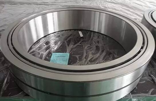 Large bearing packaged by coil wrapping machine 