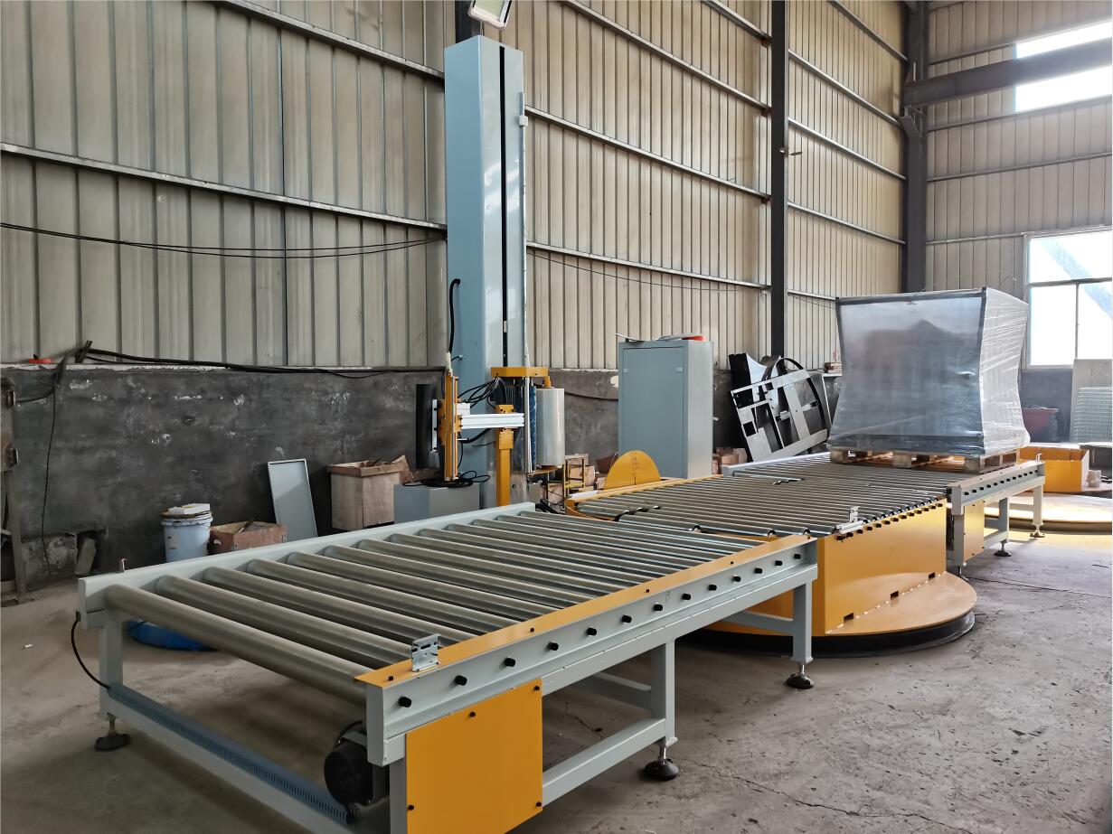 Online pallet stretch wrapping machine with conveyor system