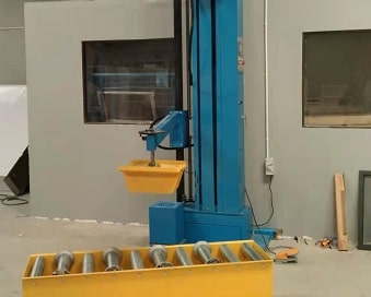 Premium vertical type door stretch wrapping machine